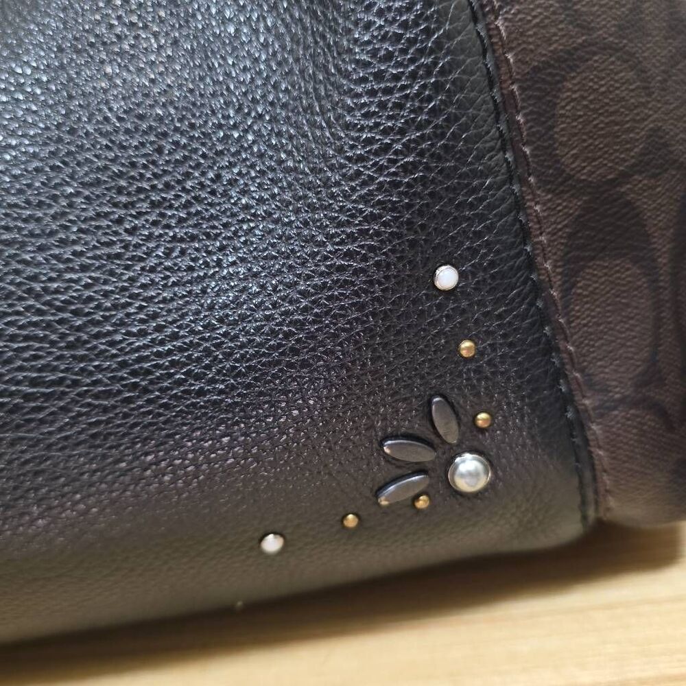 Coach Lexy Shoulder Bag with Rivets + Matching Wallet - Picture 4 of 15
